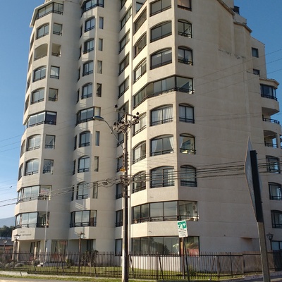 EDIFICIO EL EMPERADOR (LA HERRADURA - COQUIMBO)