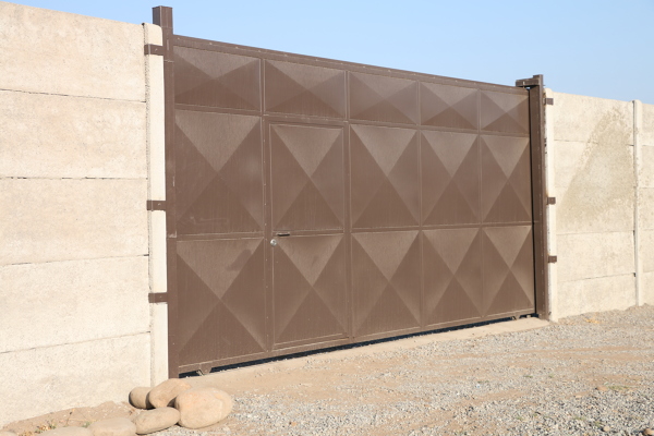 CONSTRUCCIÓN Y INSTALACIÓN DE PORTONES