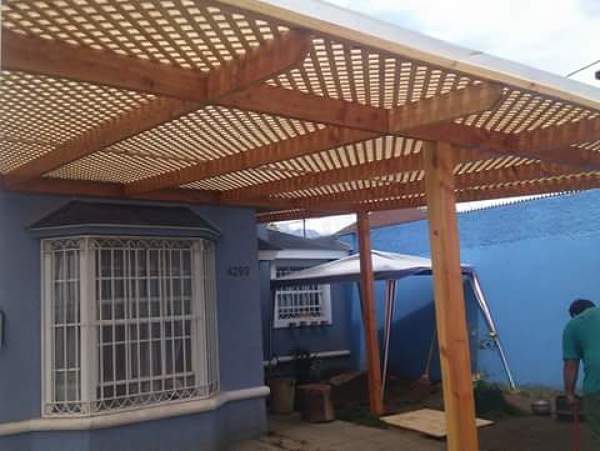 instalación de policarbonato. 