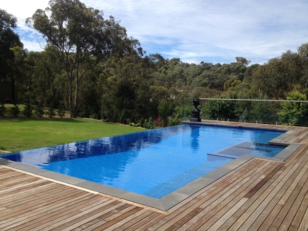 piscina infinita