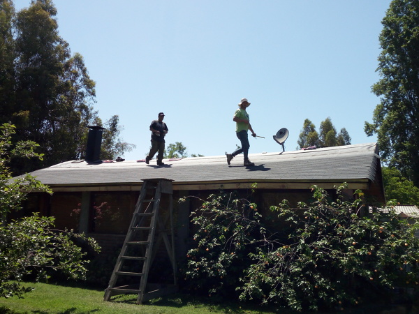 Proceso de instalación de teja asfáltica en quicho