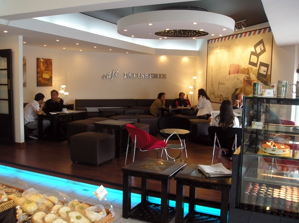 Proyecto y Habilitación Cafetería Patisserie.