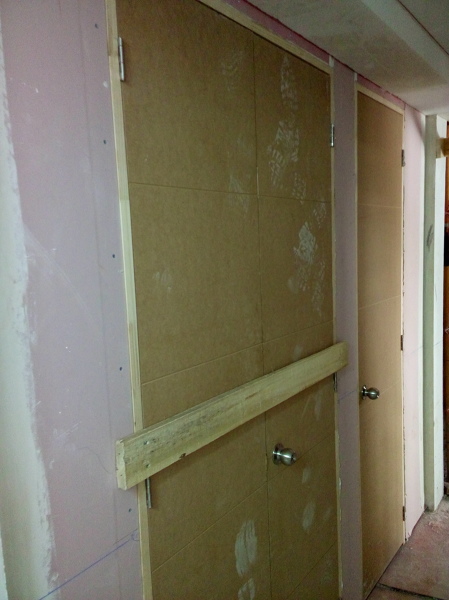 Puertas de espacios comunes