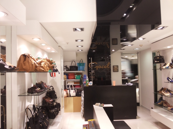 Remodelacion tienda Gacel