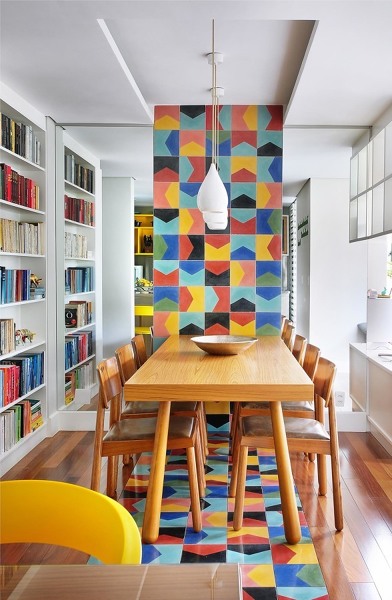 Comedor con mosaico decorativo