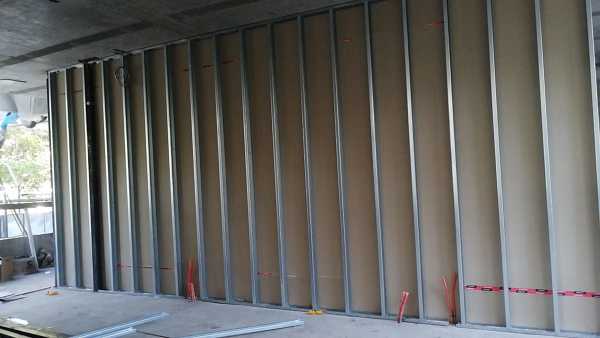 Tabiquería muros divisorios en locales comerciales