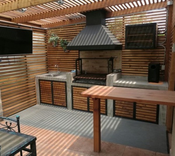 Terraza Quincho Onofre Jarpa