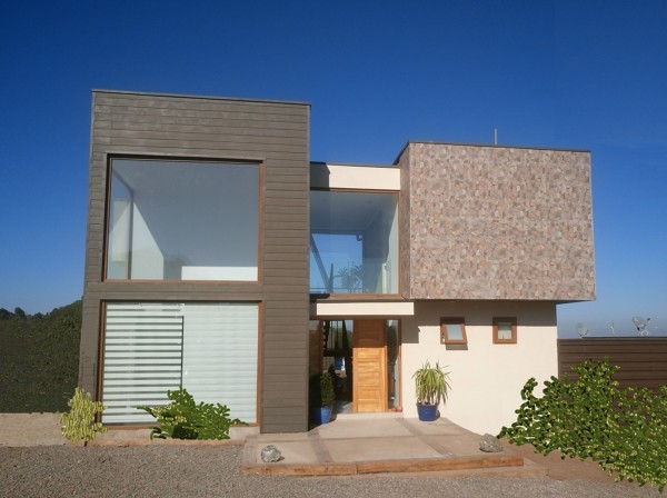 VISTA FRONTAL ACCESO