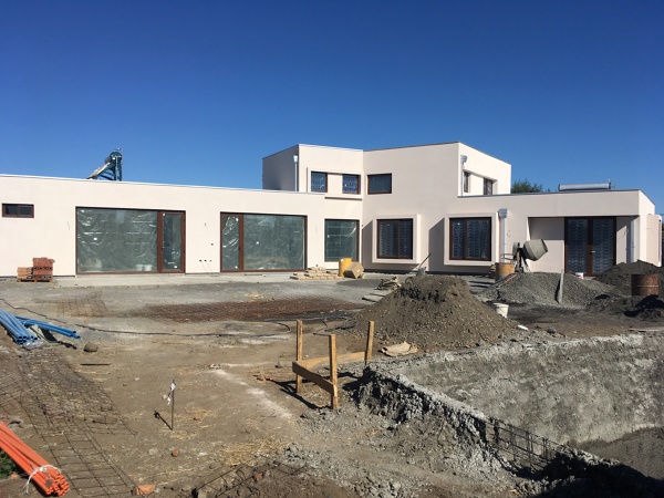 Vista posterior desde el patio