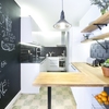 Botar la mitad de una pared que esta en el medio de la cocina, mesón sencillo de 1. 80 de largo