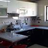Cocina remodelada a nuevo