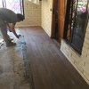 Comienzo de pegado porcelanato