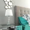 Detalles decorativos en lámparas de cristal y espejo estilo "burbuja" de la India 