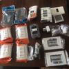 Elementos de enchufes e interruptores