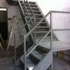 escalera metalica.