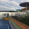 Patio y cancha en primer nivel