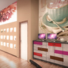 Primer piso, cafetería y vitrina