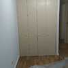 Servicio de pintura de las puertas de los closet