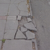 Reparar acceso peatonal y retirar cielo falso