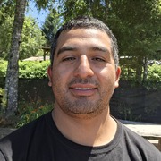Carlos Olivares